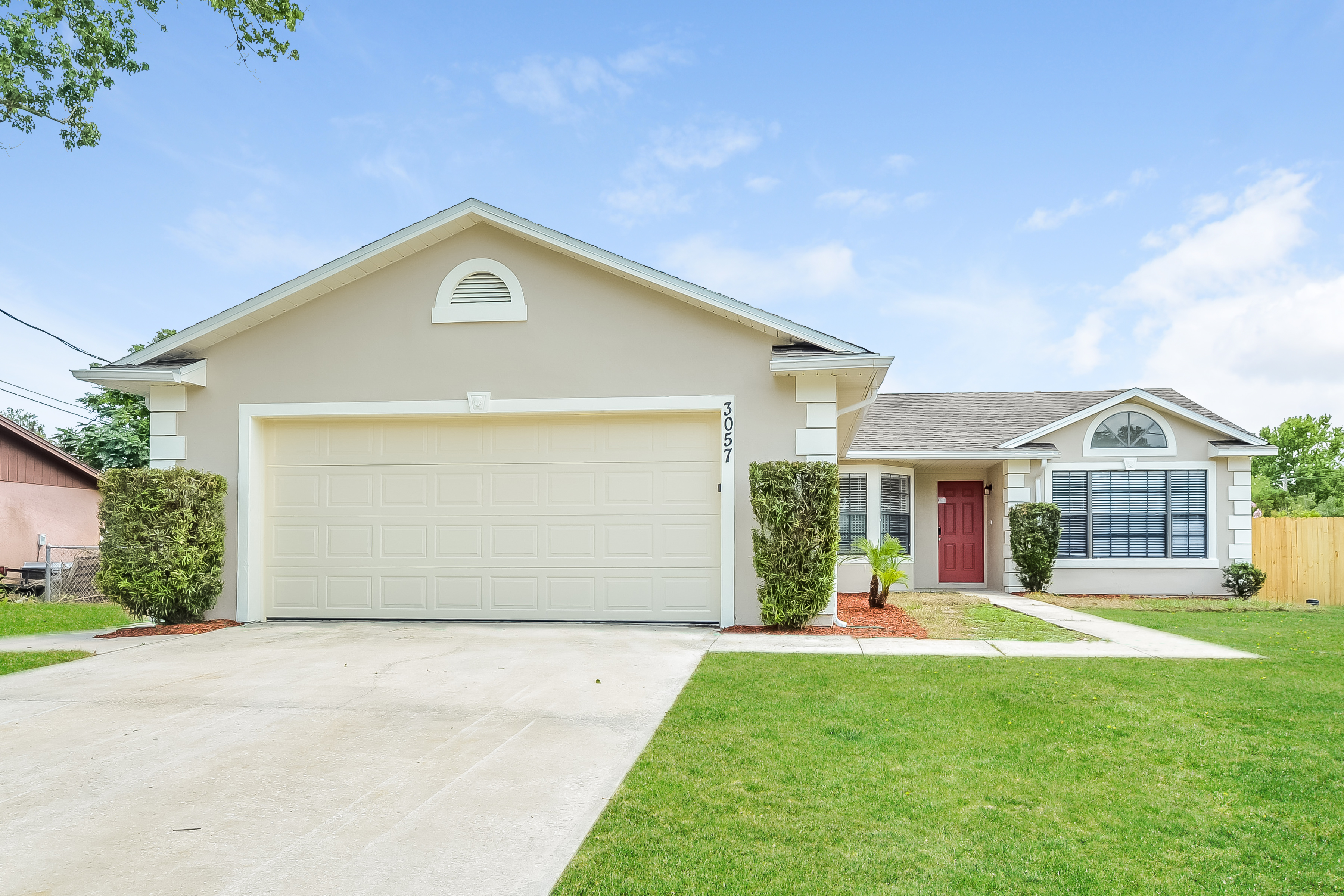 3057 Riverhead Dr Deltona, FL 32738